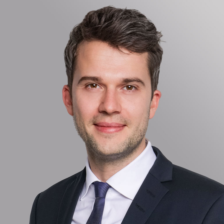 Dr Benjamin Effler