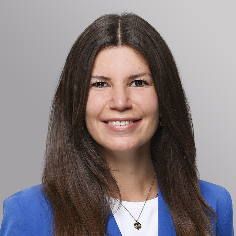 Dr Lea Hachmeister