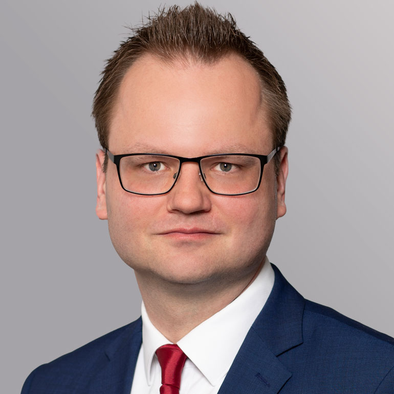 Dr. Manuel Rueß