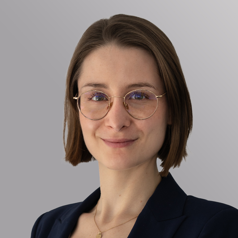 Dr Clara Schulze Velmede