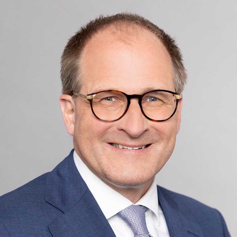 Dr. Andreas Kloyer